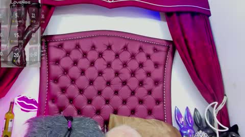 Maddison online show from 09.18.25