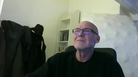 madio1187940 online show from 01.06.26