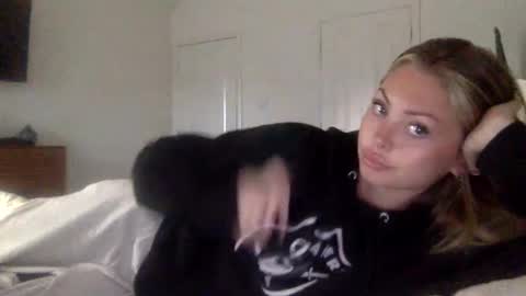 mari rose online show from 09.30.25