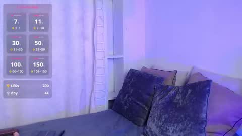 Madelein online show from 03.11.25