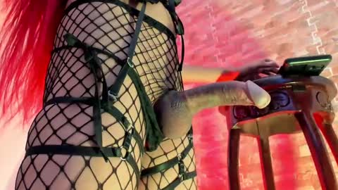 Snapshot of madison_cambell chatting on 02.25.25 madison_cambell online show from 02.25.25