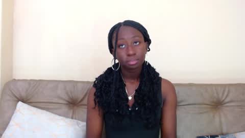 Snapshot of madison_mooney chatting on 12.28.24 Madison online show from 12.28.24