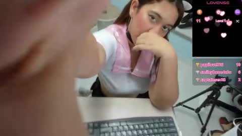 Snapshot of madison_rowan chatting on 02.13.25 MADI online show from 02.13.25