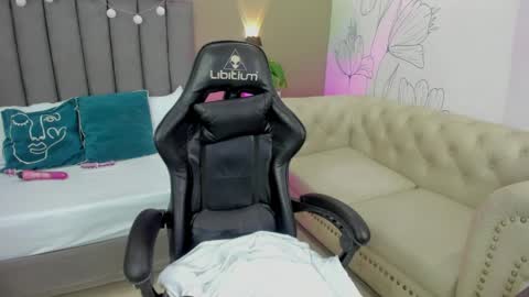 M A D I S O N online show from 04.07.26