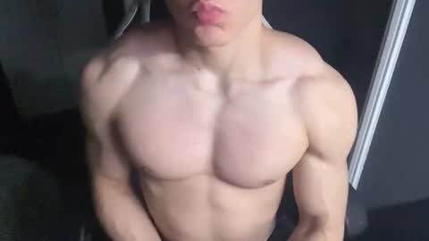 madisonboy2 online show from 11.05.25