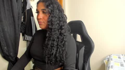 Snapshot of madisonbrunette_lxs chatting on 01.04.25 madison online show from 01.04.25
