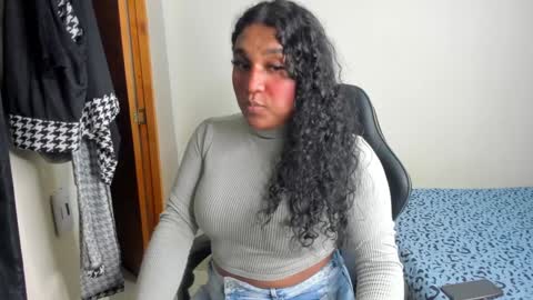 Snapshot of madisonbrunette_lxs chatting on 01.07.25 madison online show from 01.07.25