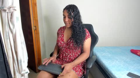Snapshot of madisonbrunette_lxs chatting on 01.24.25 madison online show from 01.24.25