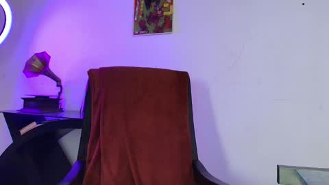 Snapshot of madisonbyers chatting on 10.25.25 Ig madis0nbyers online show from 10.25.25