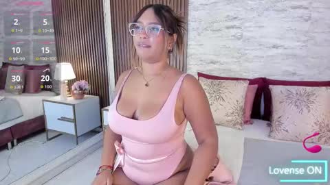 madisonhunterr_ online show from 09.18.25