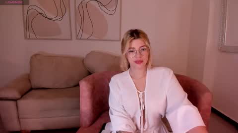 Madison Kane online show from 10.27.25