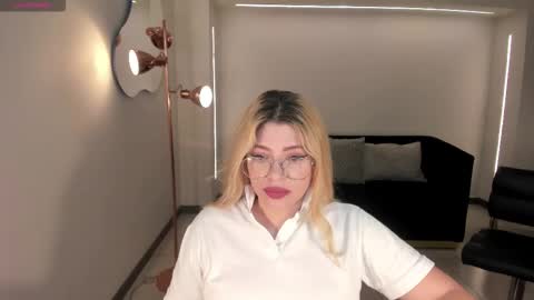 Madison Kane online show from 11.30.25