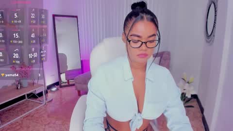 Madisson Davon online show from 03.06.25