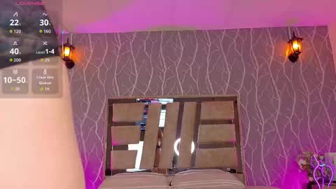    online show from 10.03.25