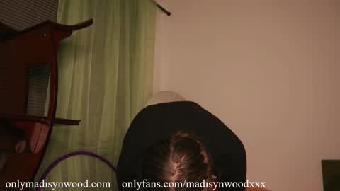 Madisyn Wood online show from 03.01.25