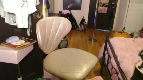 Snapshot of maditron chatting on 02.20.26 Maditron online show from 02.20.26