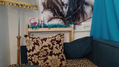 Elizabeth online show from 01.22.25