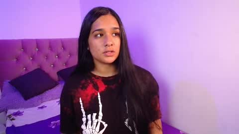 Snapshot of maeena chatting on 02.16.26 maeena online show from 02.16.26