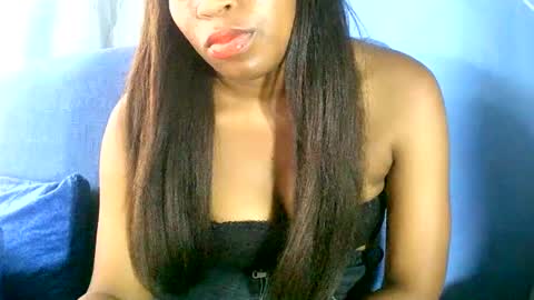 MaelahLove online show from 12.05.24