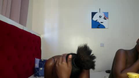 Snapshot of maelys_t chatting on 04.07.26 Maelys online show from 04.07.26