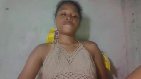 maevafanella online show from 01.15.26