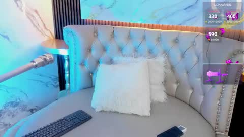 Mae online show from 11.26.25