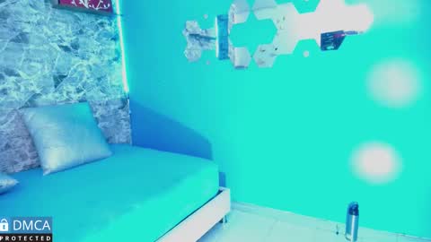 maevekuro online show from 02.28.25