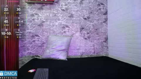 maevekuro online show from 09.22.25