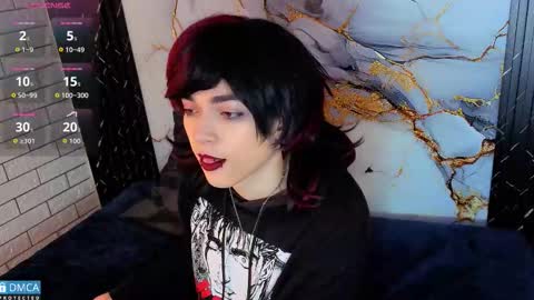 maevekuro online show from 12.04.25