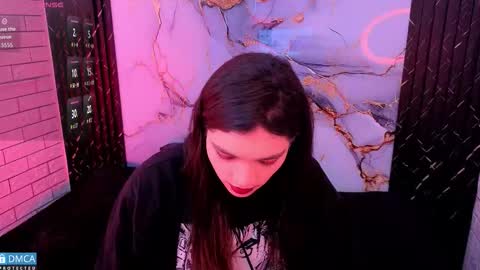 maevekuro online show from 02.14.26