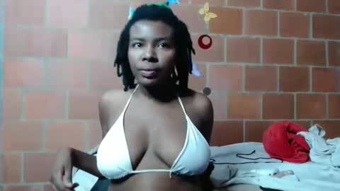 Snapshot of magaharper1 chatting on 01.19.25 magaharper1 online show from 01.19.25
