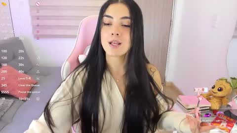 Snapshot of mager_of chatting on 09.30.25 Eva online show from 09.30.25