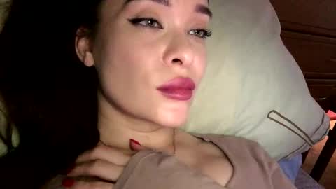 Snapshot of magggg658318 chatting on 09.23.25 magggg658318 online show from 09.23.25