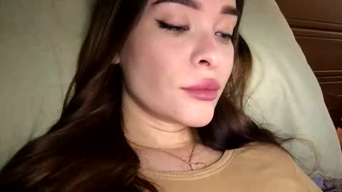 Snapshot of magggg658318 chatting on 09.25.25 magggg658318 online show from 09.25.25