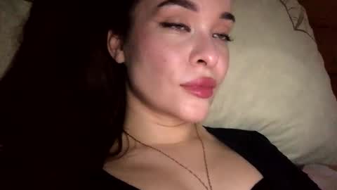 magggg658318 online show from 12.19.25