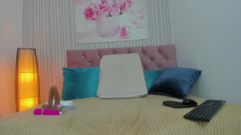 maggy_big_tits online show from 12.19.24