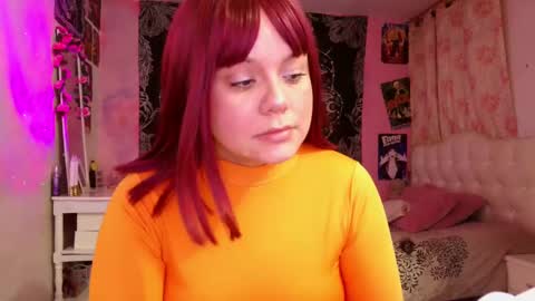 Snapshot of magic_clairewitch chatting on 01.04.25 Claire online show from 01.04.25