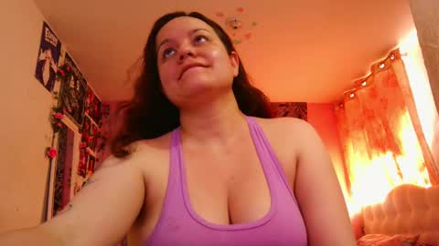 Snapshot of magic_clairewitch chatting on 01.18.25 Claire online show from 01.18.25