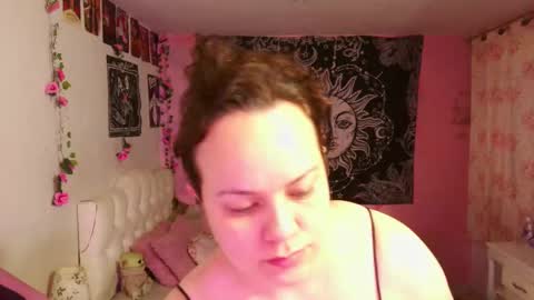 Snapshot of magic_clairewitch chatting on 02.24.25 Claire online show from 02.24.25