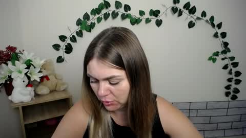 magic_katarina_ online show from 09.10.25
