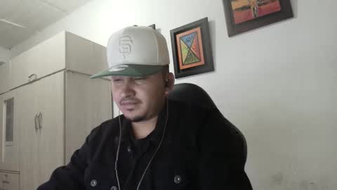 magic_milk23 online show from 09.22.25