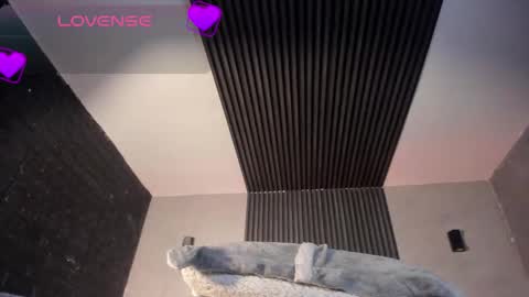 magic_selenaa online show from 10.10.25
