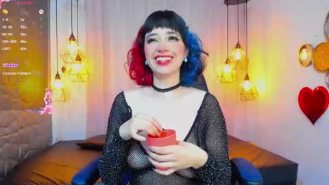 S  online show from 02.25.25