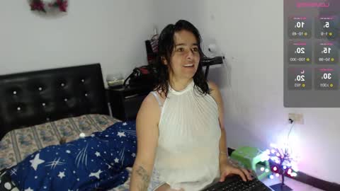 Snapshot of magic_stephany_ chatting on 12.17.24 Stephany online show from 12.17.24