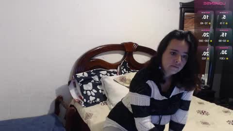 Snapshot of magic_stephany_ chatting on 02.17.25 Stephany online show from 02.17.25