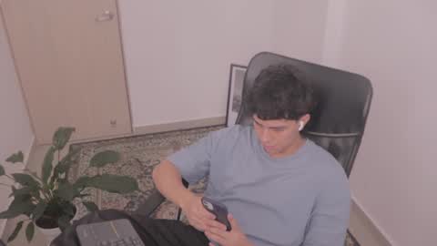 Snapshot of magic_tony chatting on 01.15.26 Tony Hoffa online show from 01.15.26