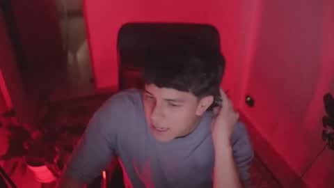 Snapshot of magic_tony chatting on 01.16.26 Tony Hoffa online show from 01.16.26