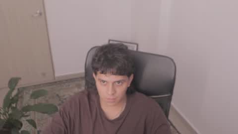 Snapshot of magic_tony chatting on 01.16.26 Tony Hoffa online show from 01.16.26