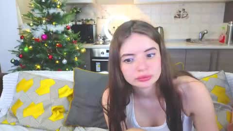 Snapshot of magical_mermaids chatting on 12.24.24 Alice online show from 12.24.24