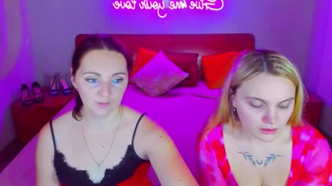 Lili and Bella online show from 12.16.24